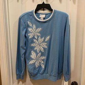 3/$25 Alfred Dunner Long Sleeve Blue Sweatershirt